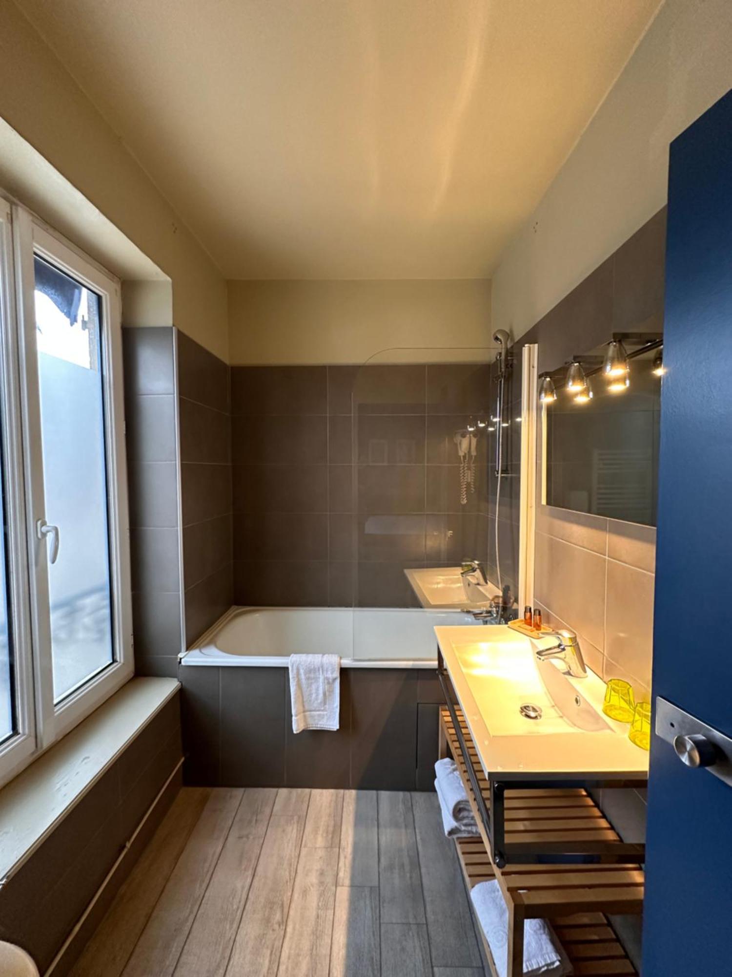 Hotel-Spa-Piscine Le Petit Castel Beuzeville-Honfleur ภายนอก รูปภาพ